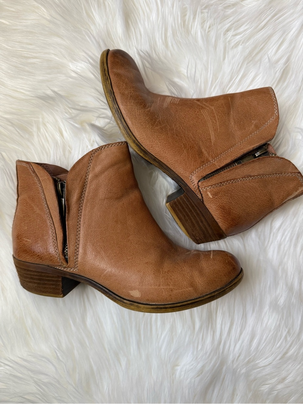 Lucky Brand Tan Leather Ankle Booties with Side Zip